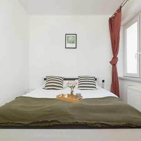 Przytulny Dostosowany Do Pracy Zdalnej By Renters Apartmán *