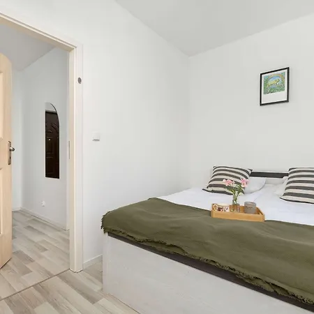 Apartmán Przytulny Dostosowany Do Pracy Zdalnej By Renters Krakov