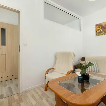 Przytulny Dostosowany Do Pracy Zdalnej By Renters Apartmán