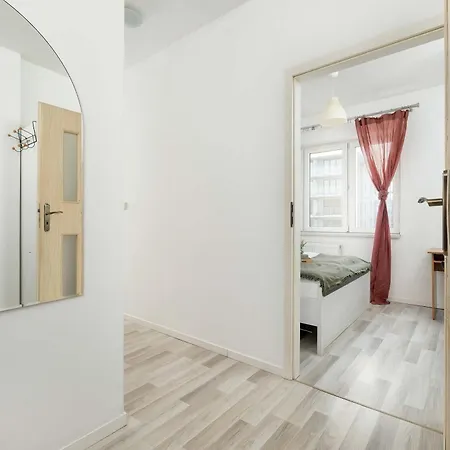 Przytulny Dostosowany Do Pracy Zdalnej By Renters *